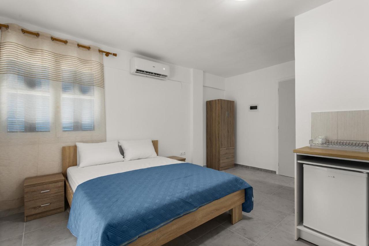 Nikolas Apartments Stoupa Levktron Exterior photo